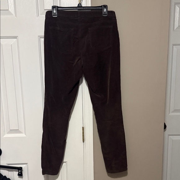 🤎 Madison Women’s Brown Corduroy Pants Size 8 Stretch Mid Rise Classic Fit - Picture 4 of 6